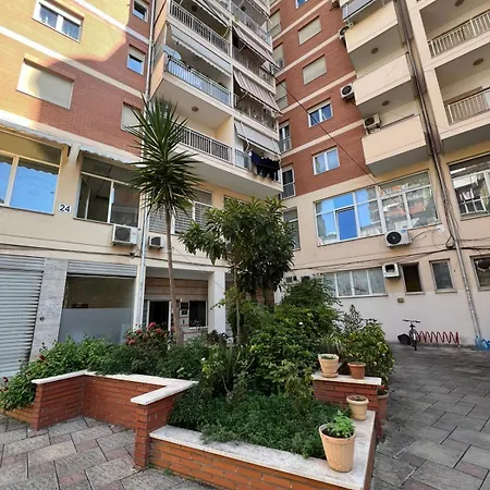 Appartement Downtown Dream Duplex Tirana