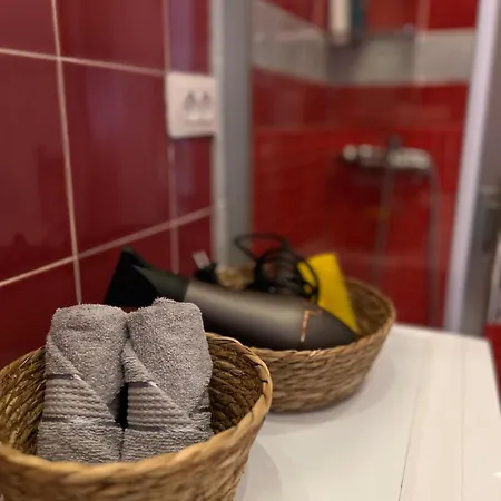 Downtown Dream Duplex * Tirana